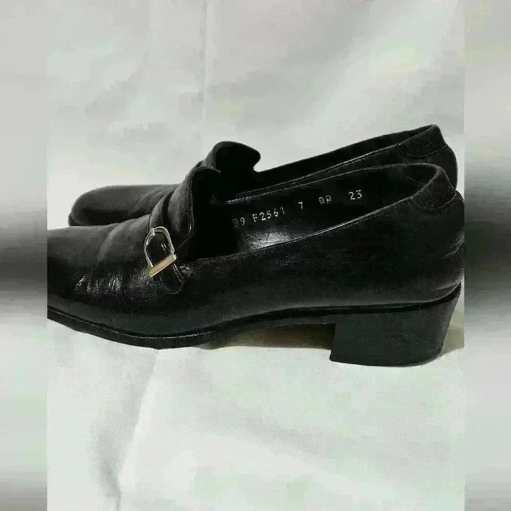 Cole Haan Womens Slip On Shoes Size: 7 - Picture 5 of 8